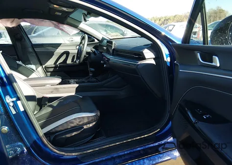 2025 Kia K5 Gt-Line из США, поврежденный, VIN KNAG64J71S5287402